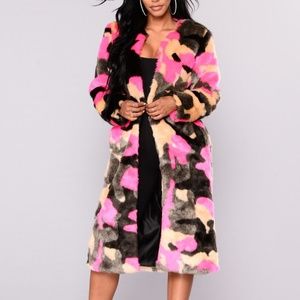 NWT Fashion Nova In Command Faux Fur Coat